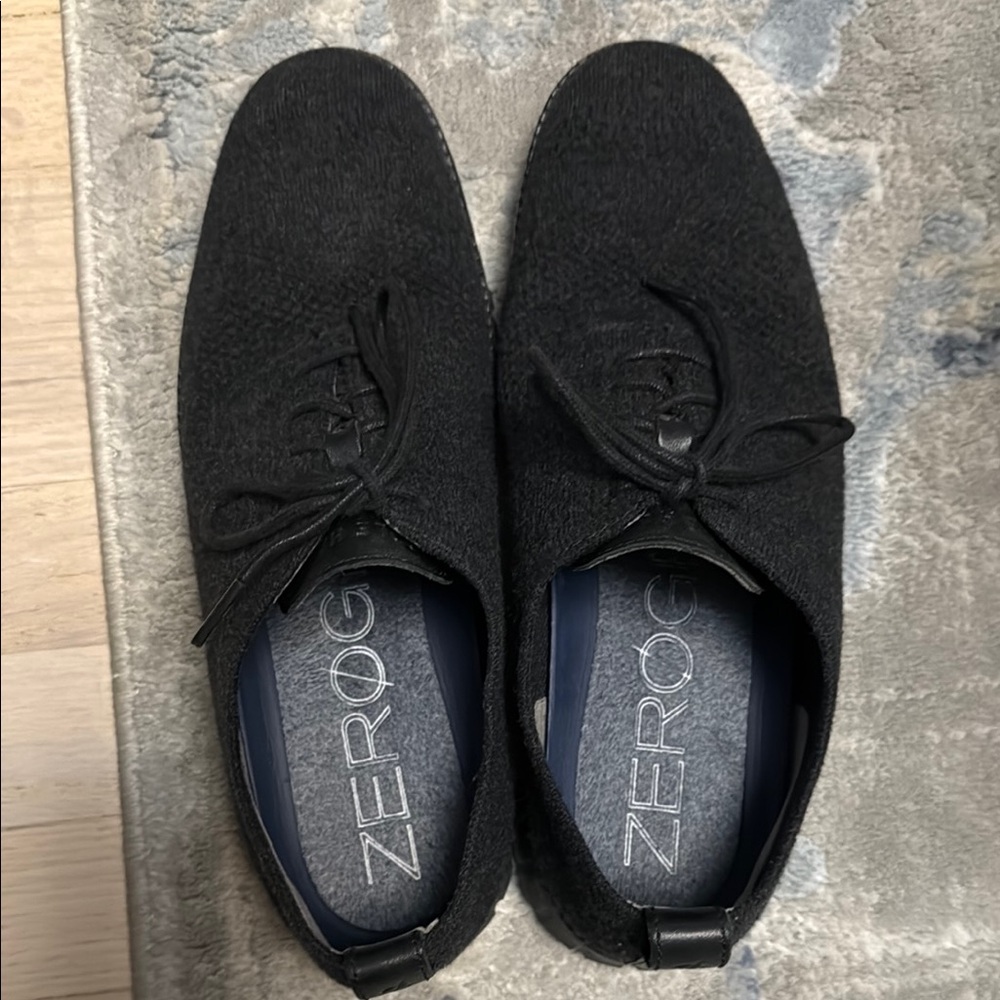 Black Leather Oxfords Sleek Minimalist Design